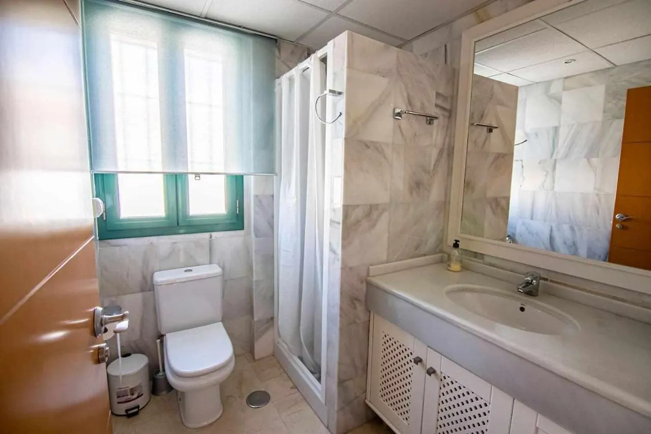 Modern Beach Villa With Parking And Private Pool Torremolinos